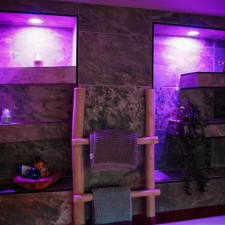 Nuit De La Sagesse Jacuzzi Terrasse Et Parking Privé Apartamento Ruan