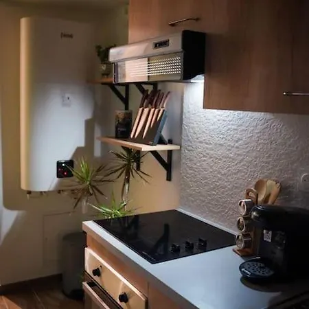 Appartement Nuit De La Sagesse Jacuzzi Terrasse Et Parking Privé *