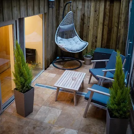 Nuit De La Sagesse Jacuzzi Terrasse Et Parking Privé Appartement